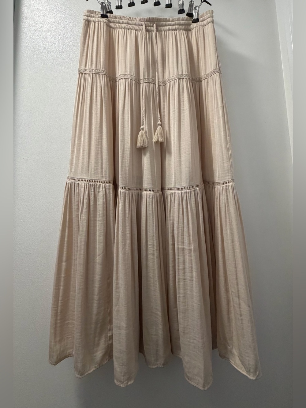 NWT Rachel Zoe Beautiful Cream Tiered Boho Maxi Skirt Tassel Waist Size US L